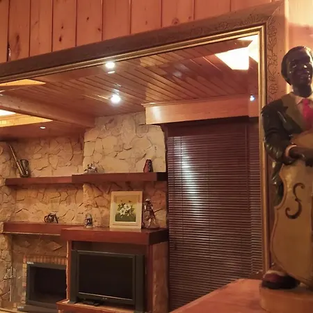 Hébergement de vacances Casa Axier-chalet Con Piscina Privada Y Chimenea