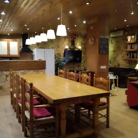 Casa Axier-chalet Con Piscina Privada Y Chimenea Hébergement de vacances