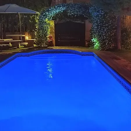 Casa Axier-chalet Con Piscina Privada Y Chimenea Hébergement de vacances *